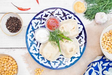 Манты с говядиной