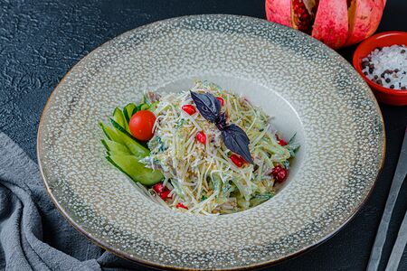 65. Салат Языковый