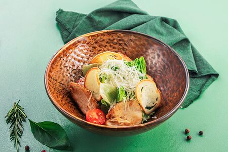 Салат Цезаридзе с цыцылой