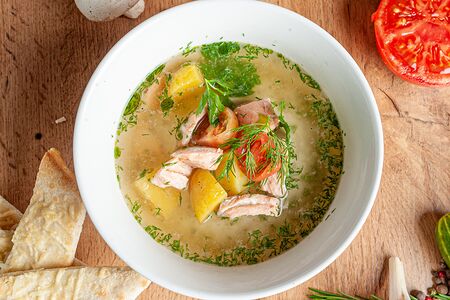 Уха с лососем