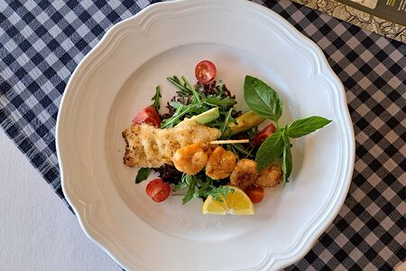 Спьедине с кальмарами и креветками