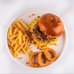 Бургер с халапеньо комбо