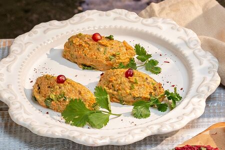 Пхали из кабачка и моркови