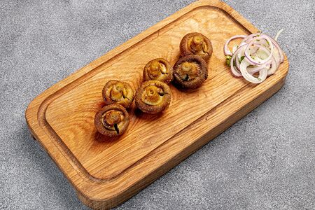 Грибы на мангале