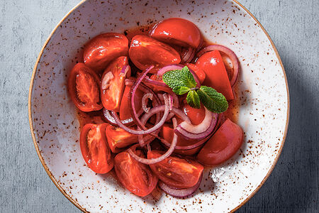 Салат с узбекскими томатами