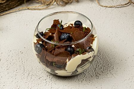 Мильфей Мусковадо с голубикой