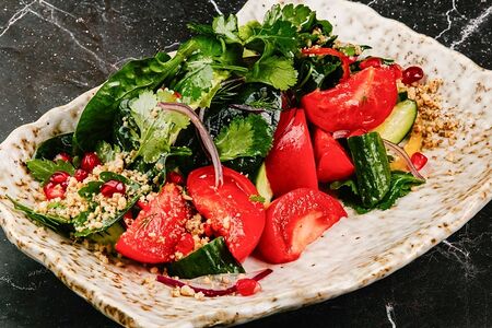 Салат овощной по-грузински