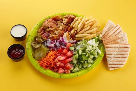 Шаверма Сытная на тарелке