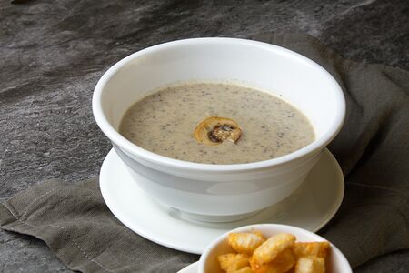 Грибной крем-суп