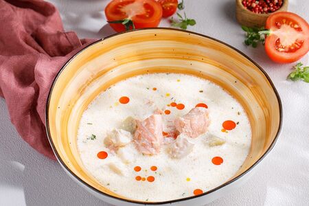 Сливочный рыбный суп