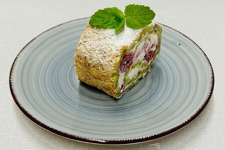 Фисташковый рулет