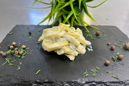 Грибы в грибном соусе