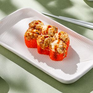 Запеченный ролл с крабом