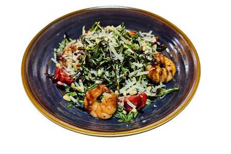 Салат с рукколой и креветкой