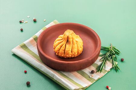 Жареные хинкали с бараниной