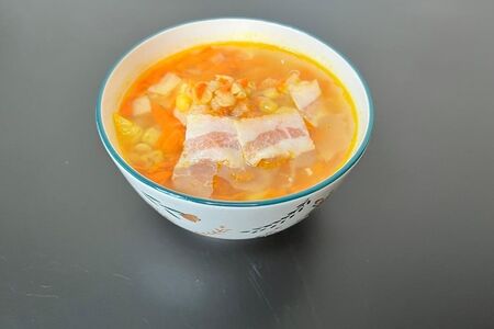 Гороховый суп с беконом