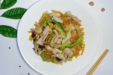 Га Сао-куриное филе с овощами 