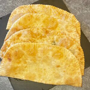 Чебурек Деликатесный