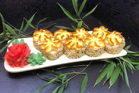 Ролл №121 Креветка (запеченный)