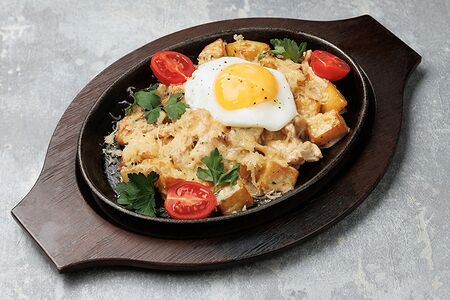 Альпийская сковородка со свининой