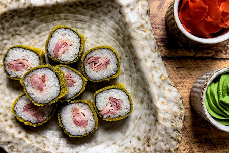 Темпура маки с беконом