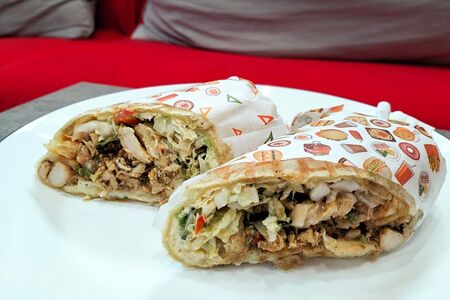 Сэндвич Бомбастик с курицей по-египетски