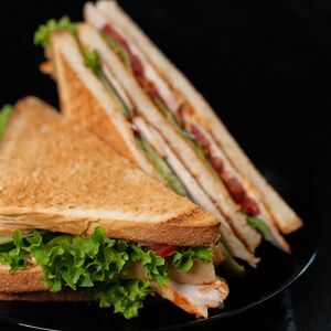 Сэндвич с ветчиной 