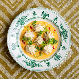 Мини-хинкали с лососем и палтусом