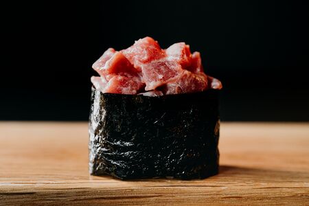 Тунец блюфин спайси