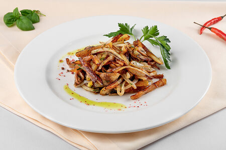 Картофель жареный с грибами и луком