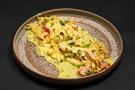 Фетучини с цыпленком