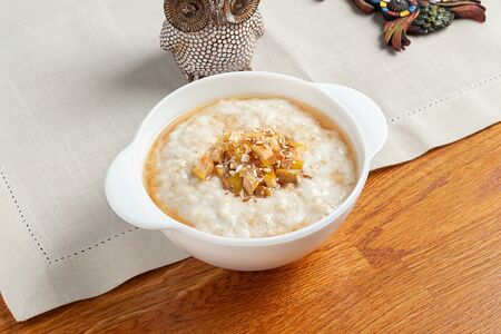 Рисовая каша на кокосовом молоке с малиновым вареньем