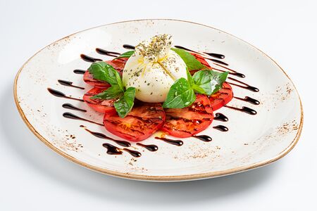 Буратта с помидорами