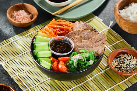 Поке с говядиной