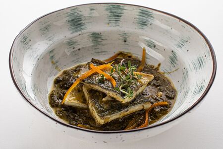 Филе сибаса с щавелем