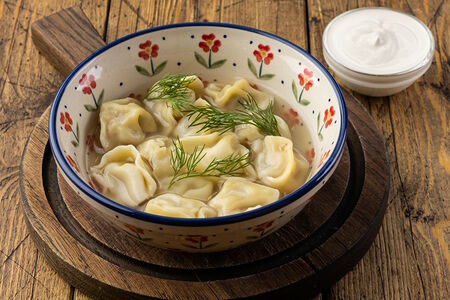 Пельмени с телятиной и деревенской сметаной