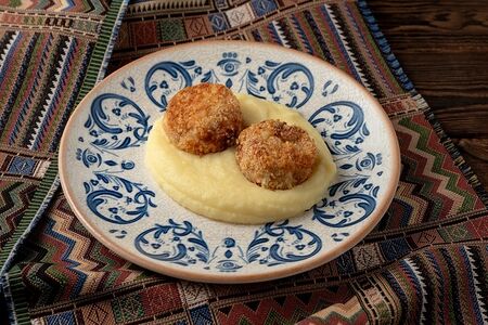 Куриные котлеты с пюре