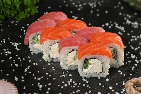 Филадельфия с лососем и тунцом