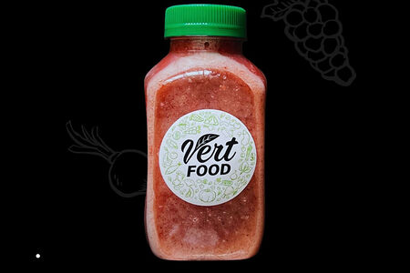 Смузи Клубника-банан-мята с семенами льна