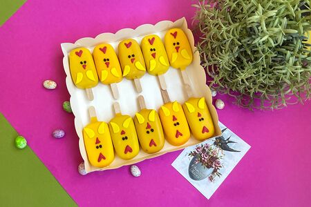 Чизкейки-эскимо на палочке Цыплята