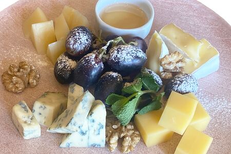 Сырная тарелка