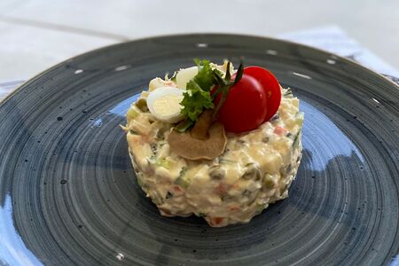 Оливье с курицей