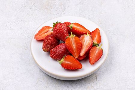 Клубника свежая