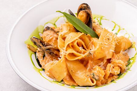 Паппарделле с морепродуктами