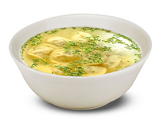 Пельмени мясные с бульоном