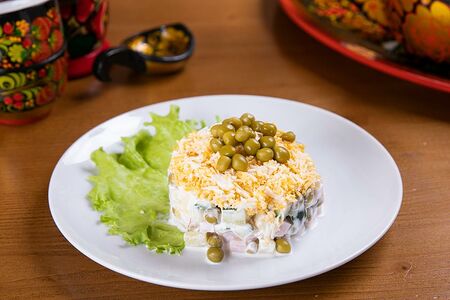 Салат Оливье по-домашнему