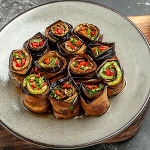 Рулетики из баклажанов