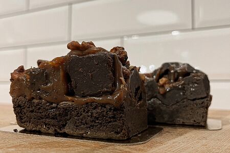 Пирожное Брауни рокслайд