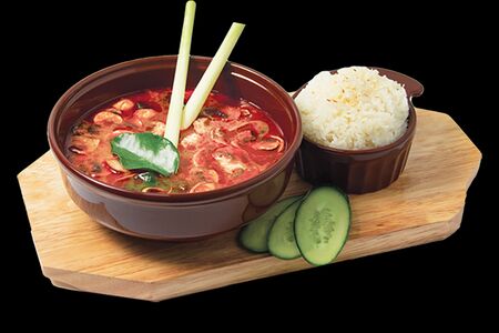 Суп Том ям с курицей Tom Em Ga