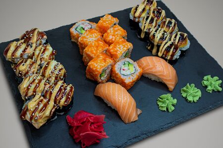 Сет Свой среди своих